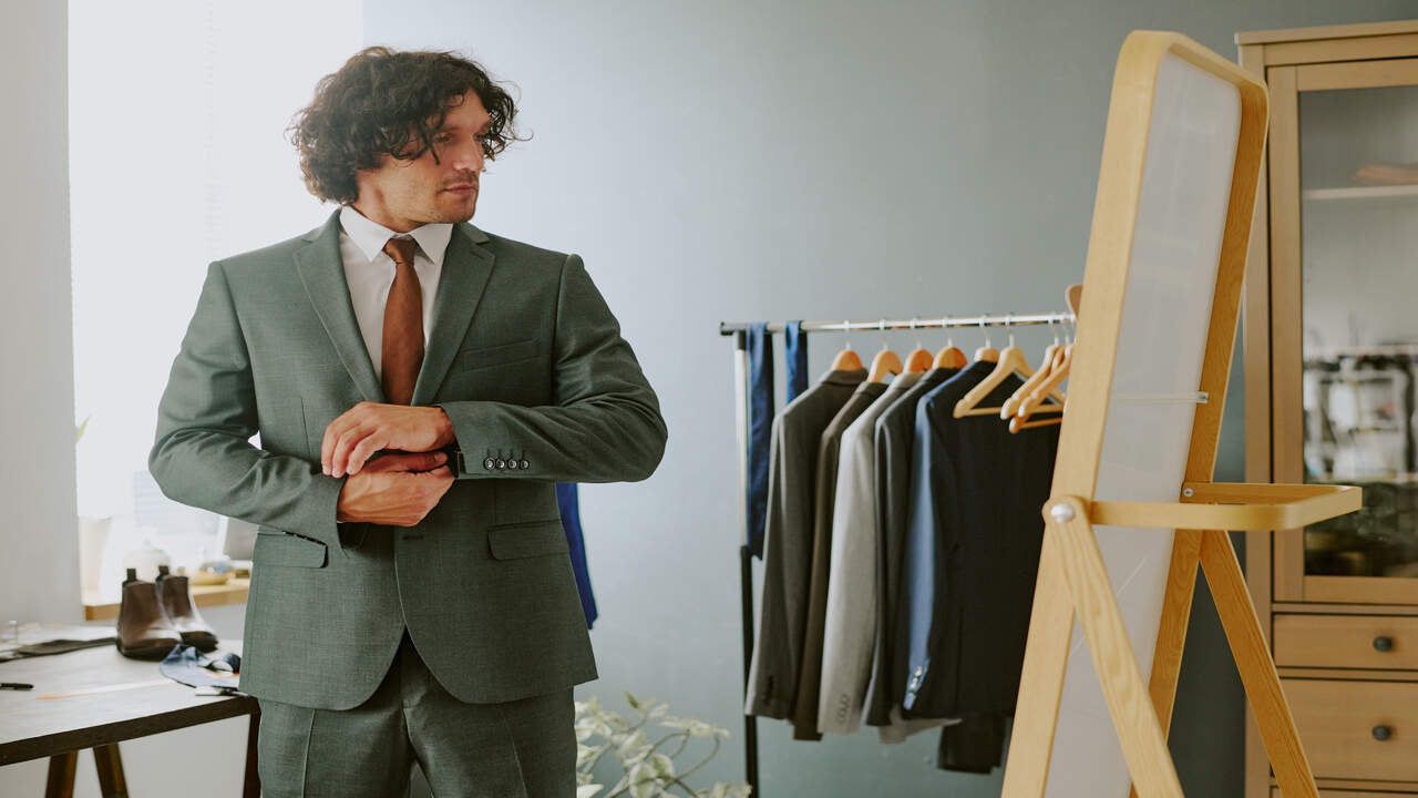 Suit Fit Styles Explained Slim, Regular, and More Makrom Suit Fit Styles Explained Slim, Regular, and More Makrom