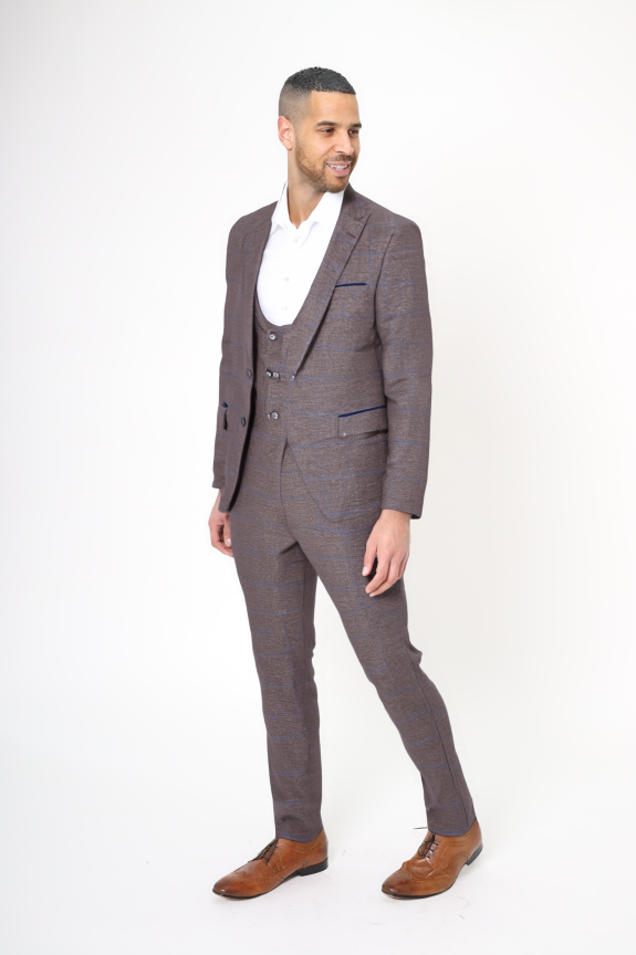 Classic Brown Three Piece Check Suit-Makrom