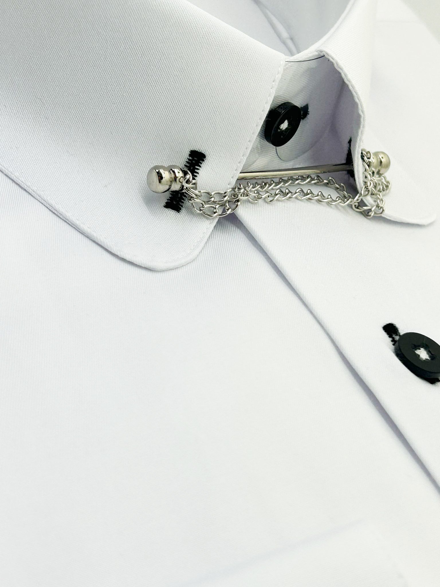White Round Collar Pin Shirt