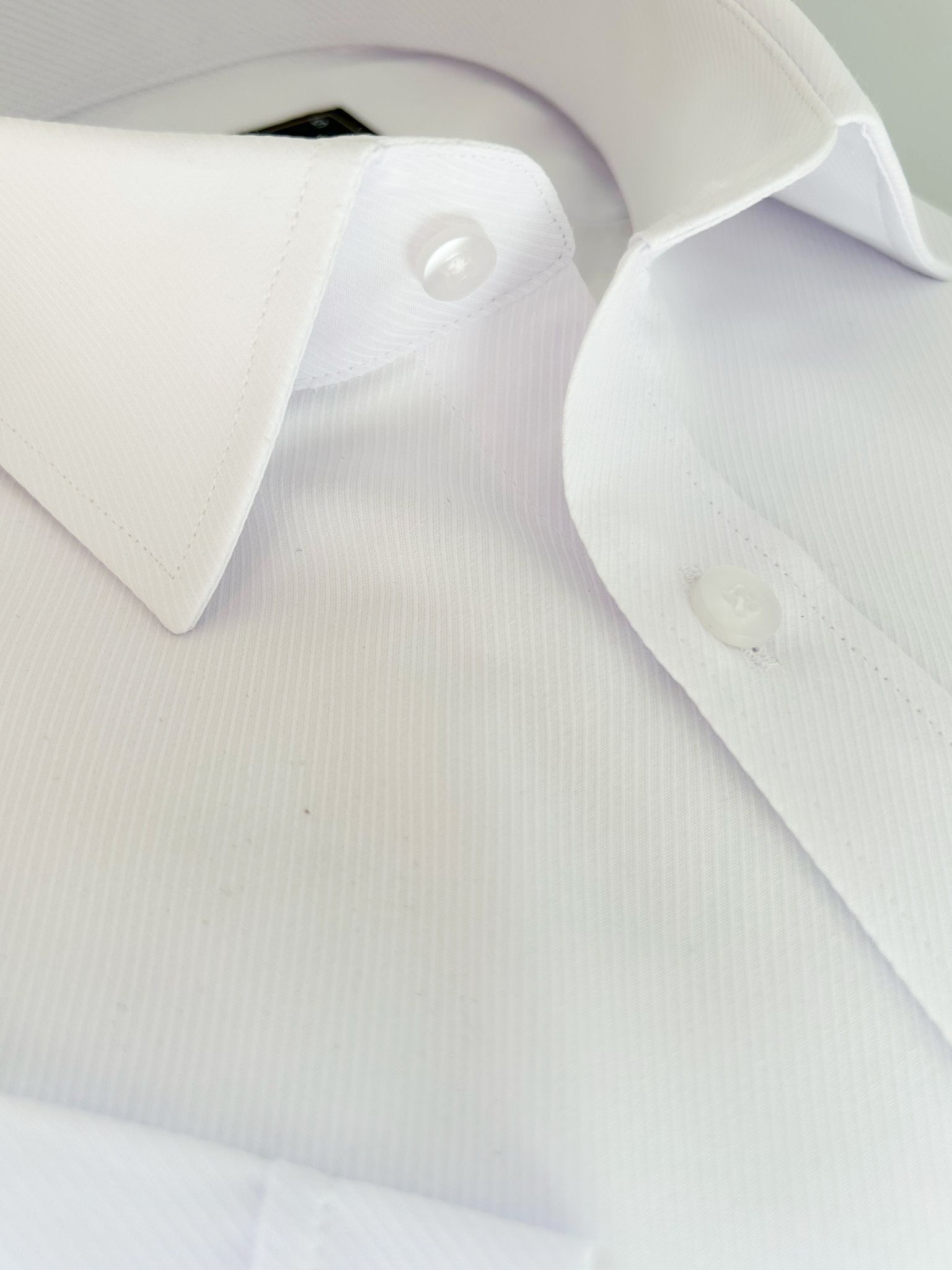 White Classic Twill Short Sleeve Shirt-Makrom